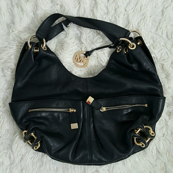 Michael Kors Handbags - Micheal Kors bag